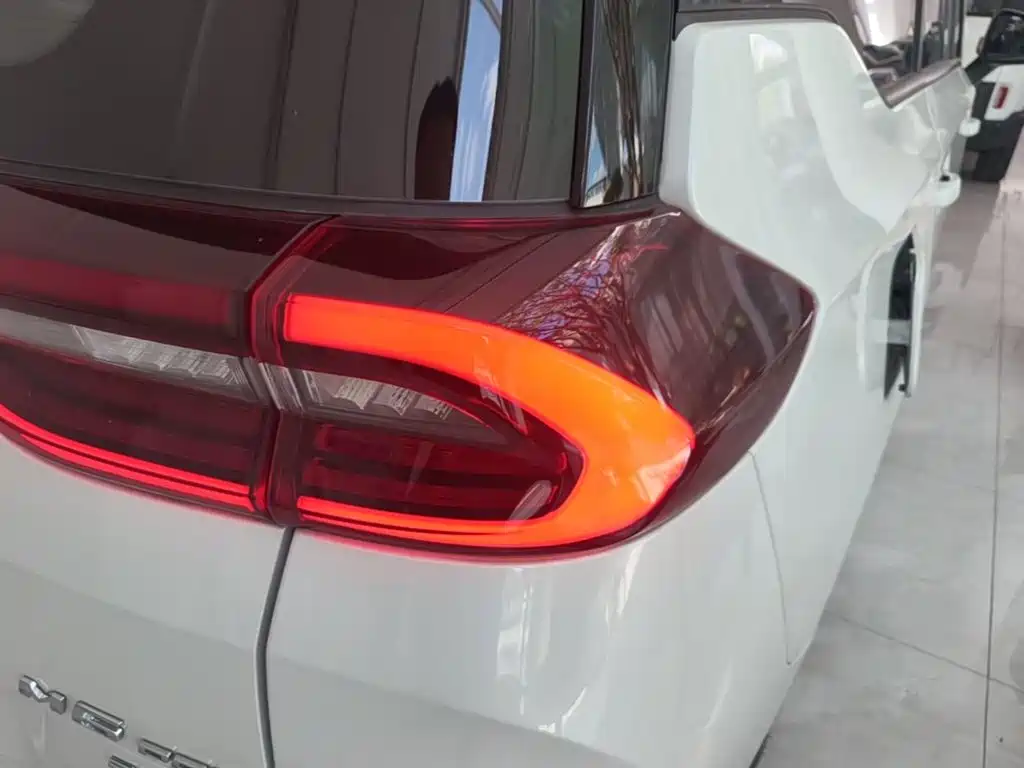GAC Motor Trumpchi M6 — миниатюра 24