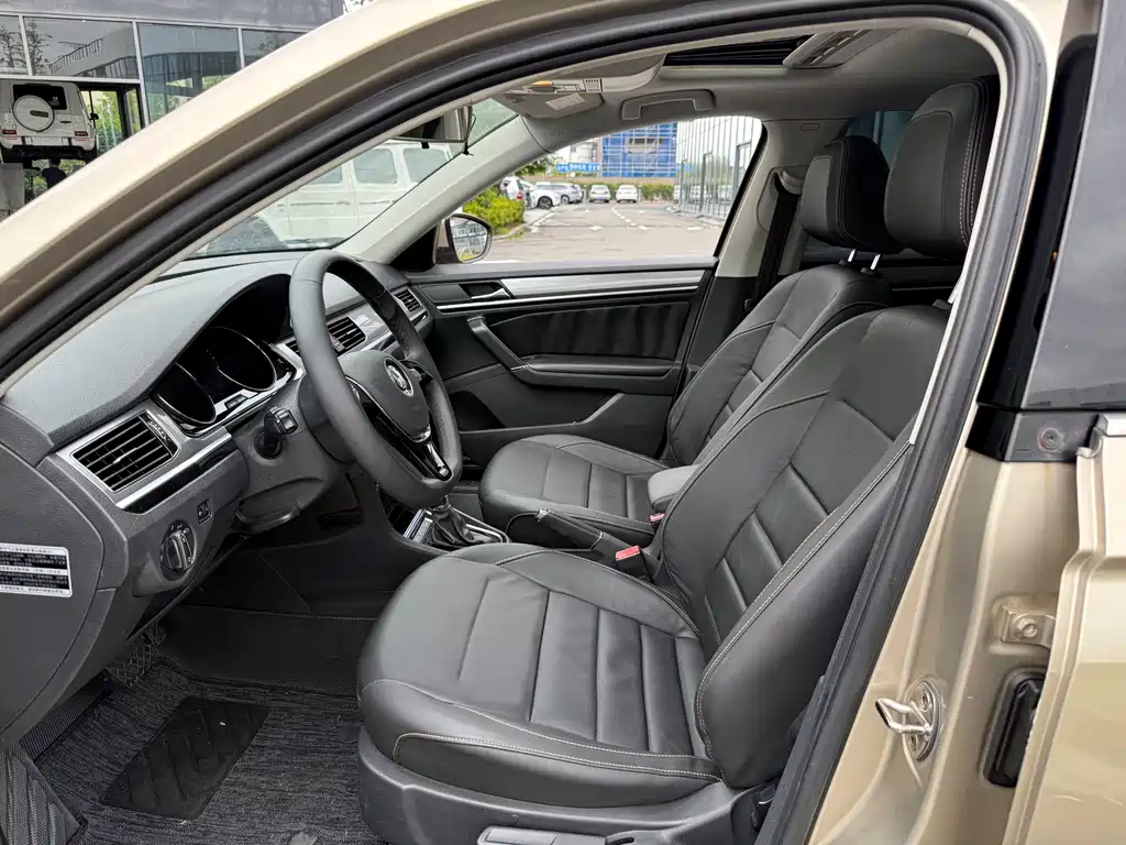 Volkswagen Bora — миниатюра 5
