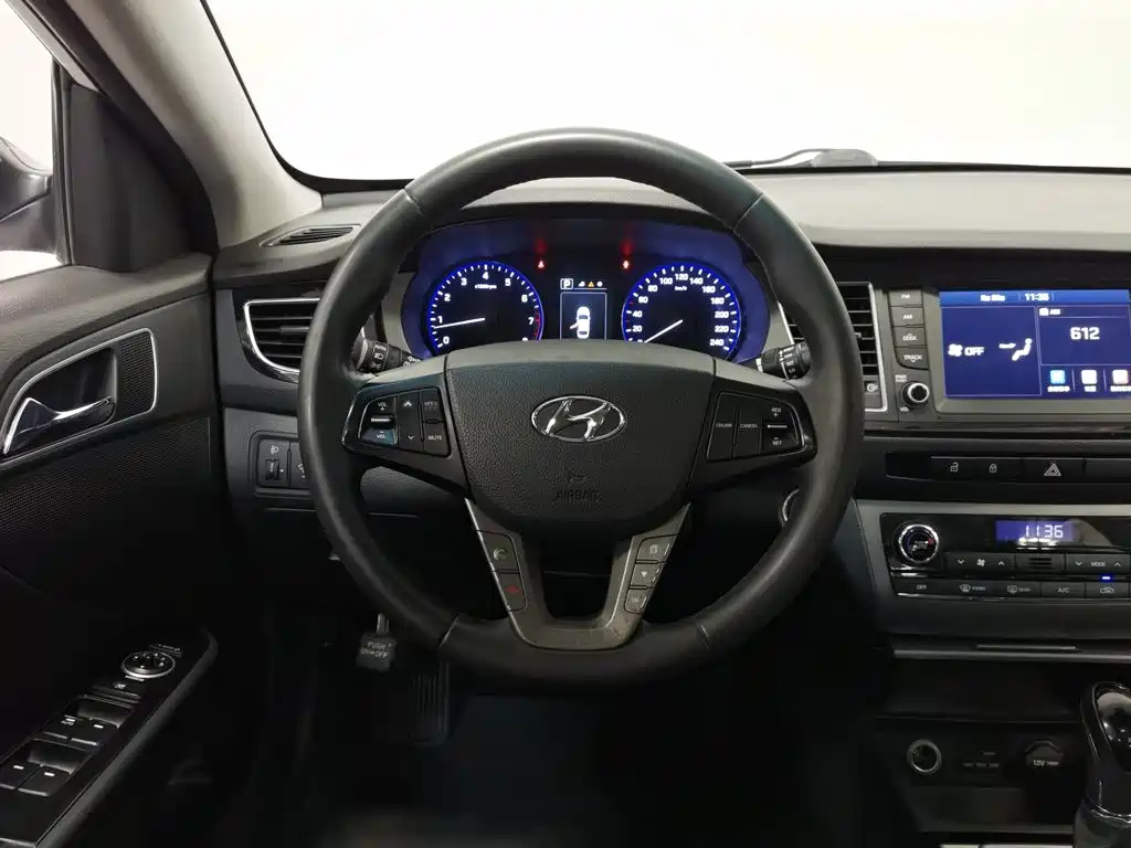 Hyundai Mistra — миниатюра 11