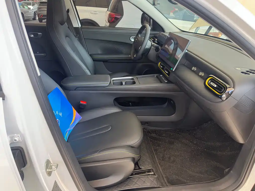 Chery QQ QQ3 EV — миниатюра 13