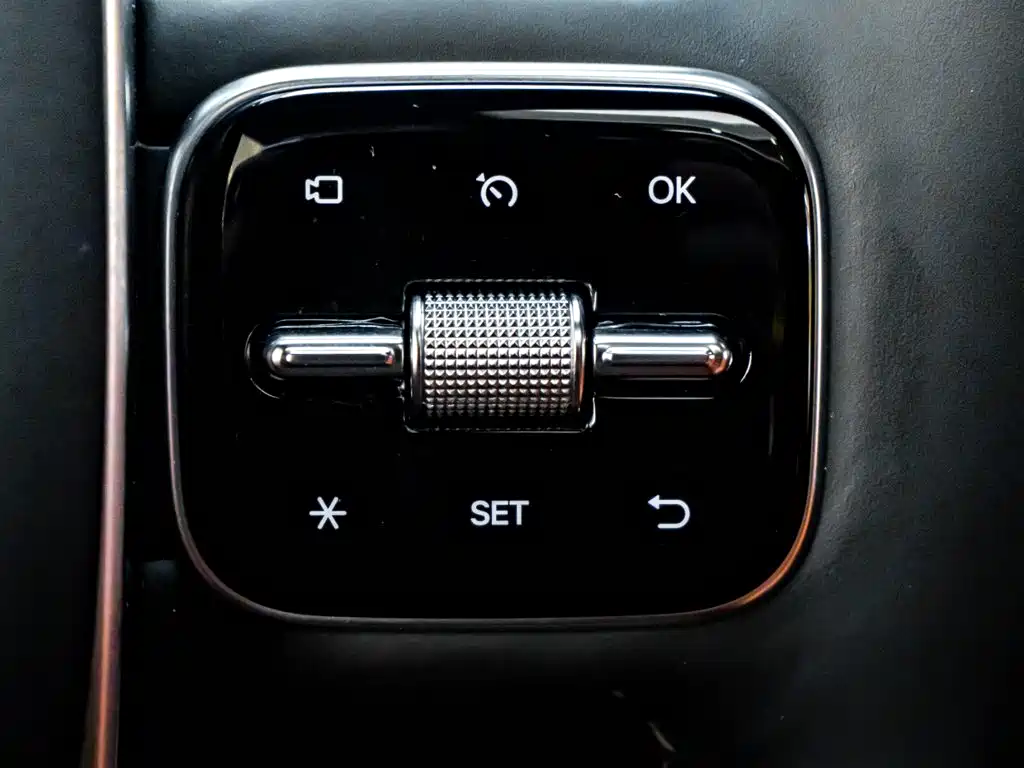 Li Auto Li L9 — миниатюра 20