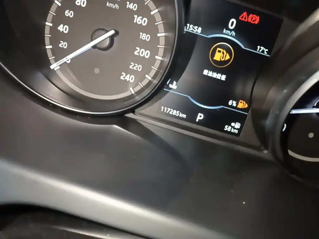 Land Rover Discovery Sport — миниатюра 12