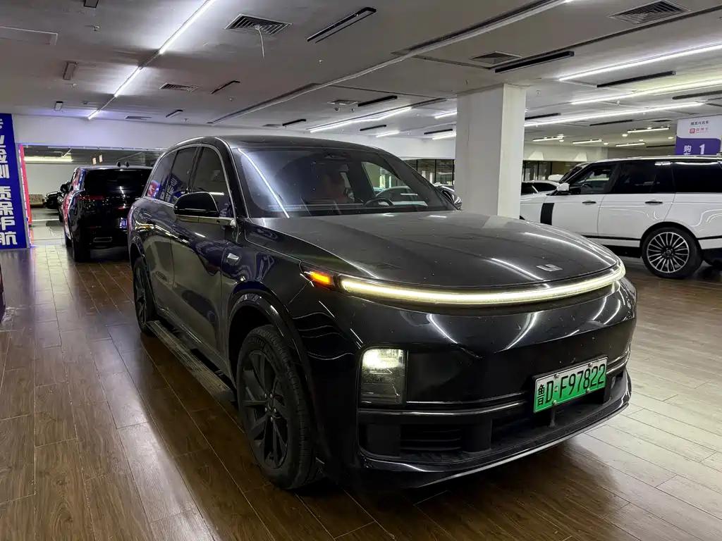 Li Auto Li L8 — миниатюра 3