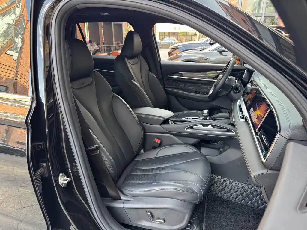 Geely Xingyue L — миниатюра 21