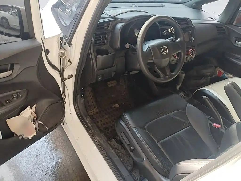 Honda Fit — миниатюра 16