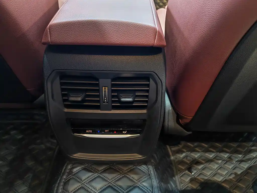 BMW 4 Series — миниатюра 12