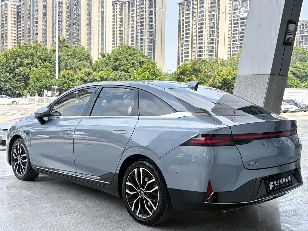 XPeng P5 — миниатюра 7