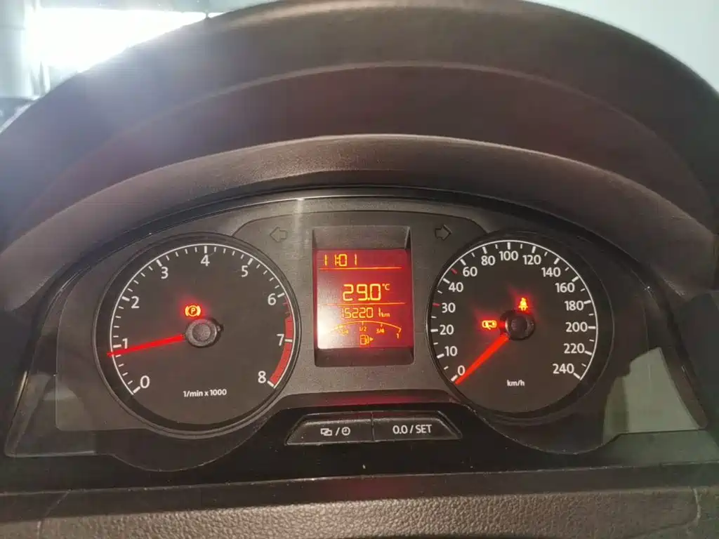 Volkswagen Santana — миниатюра 12