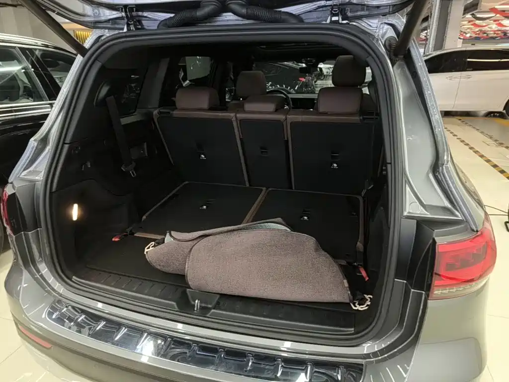 Mercedes-Benz GLB — миниатюра 19