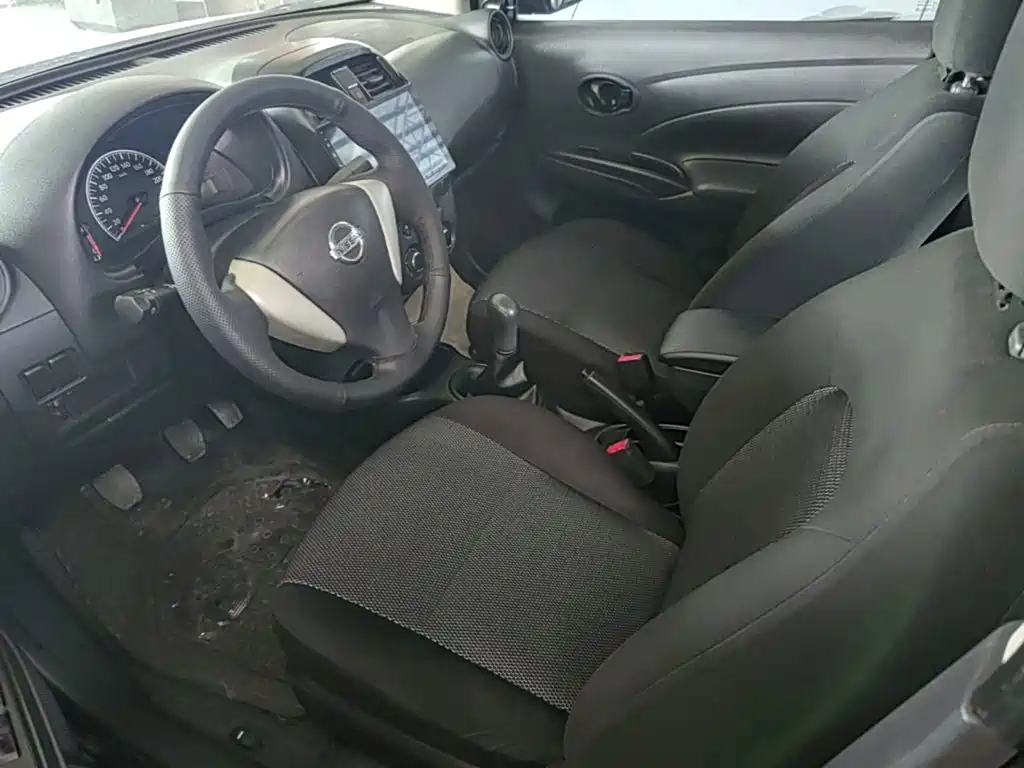 Nissan Sunny — миниатюра 20