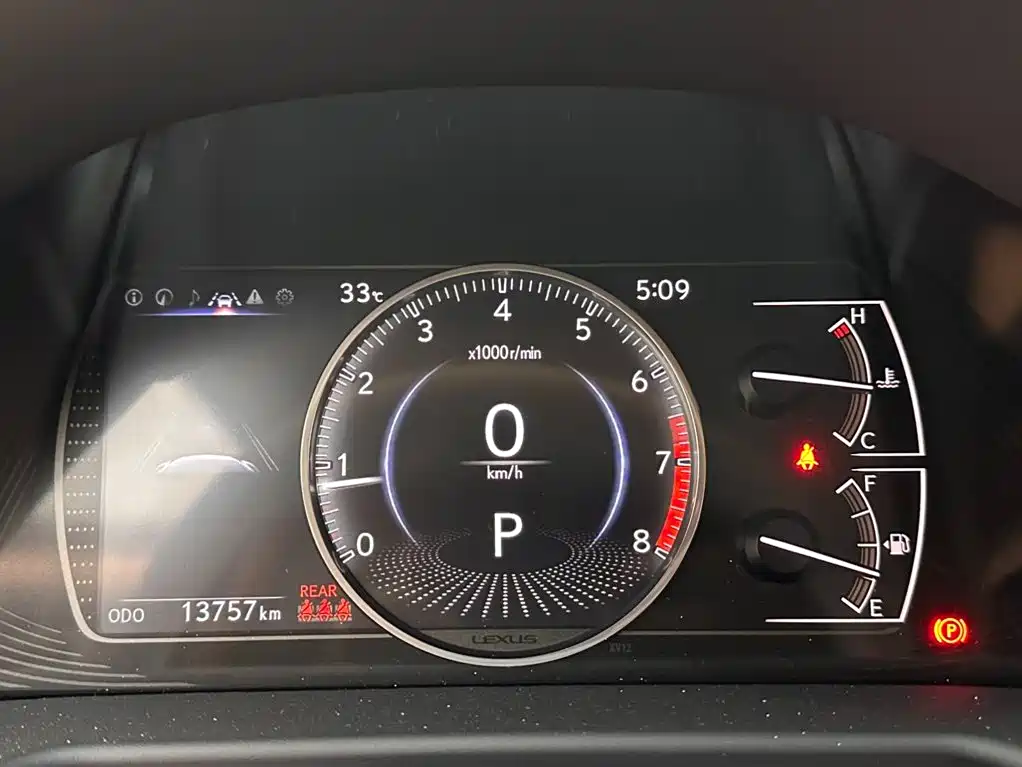Lexus ES — миниатюра 14