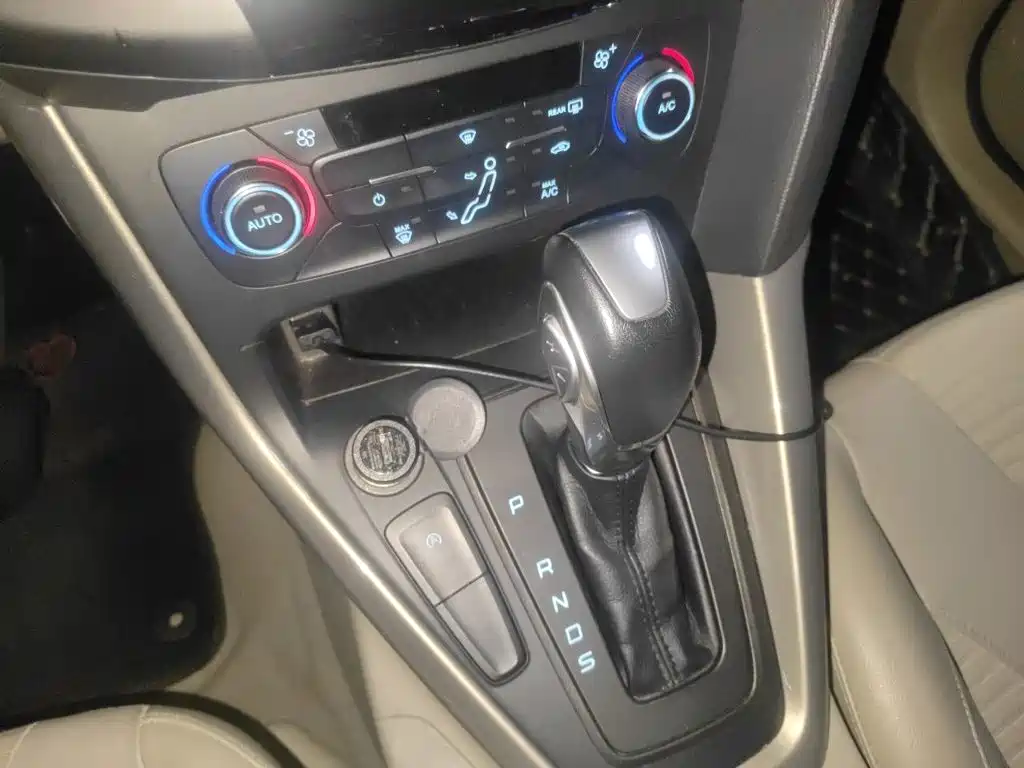 Ford Focus — миниатюра 7