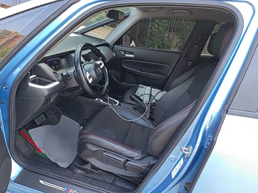 Honda Fit — миниатюра 15
