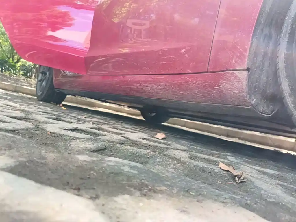 Tesla Model 3 — миниатюра 21
