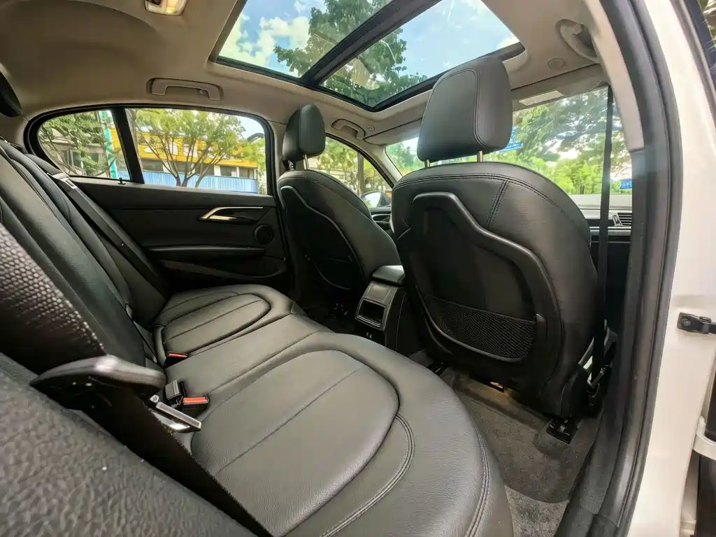 BMW 1 Series — миниатюра 12