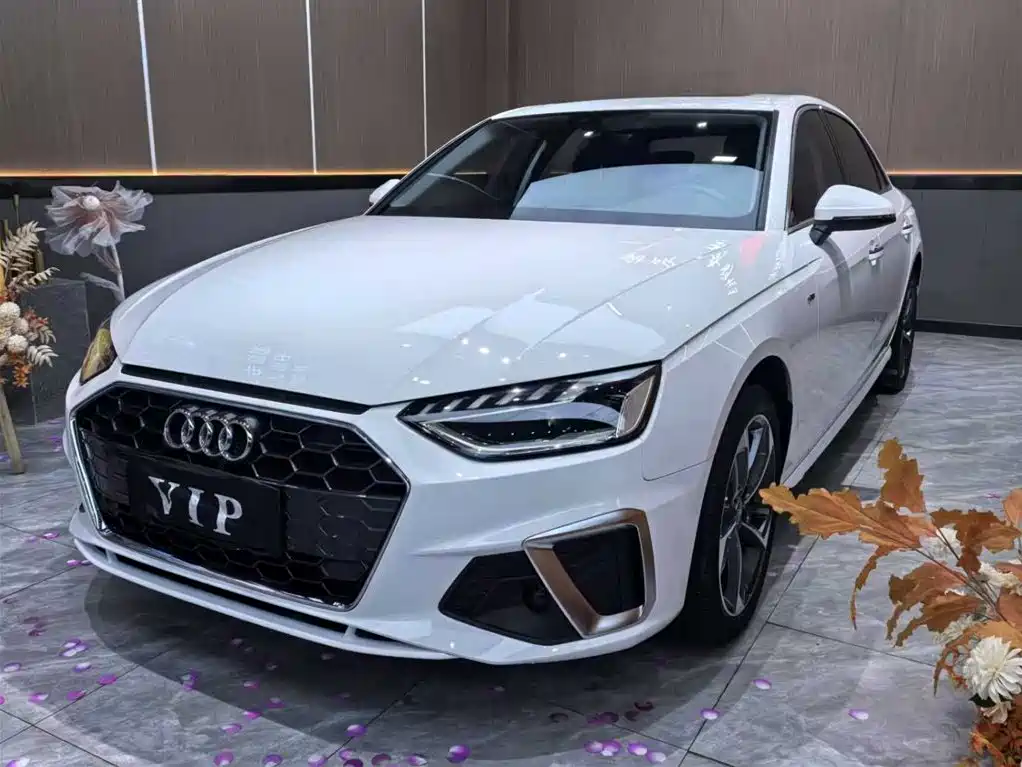 Купить Audi A4L