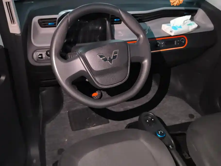 Wuling MINIEV — миниатюра 12
