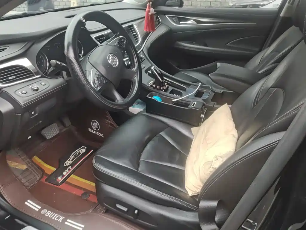 Buick LaCrosse — миниатюра 6