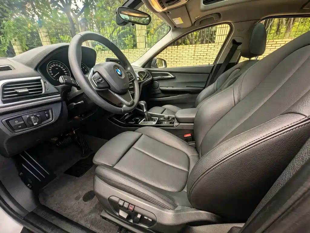 BMW 1 Series — миниатюра 9