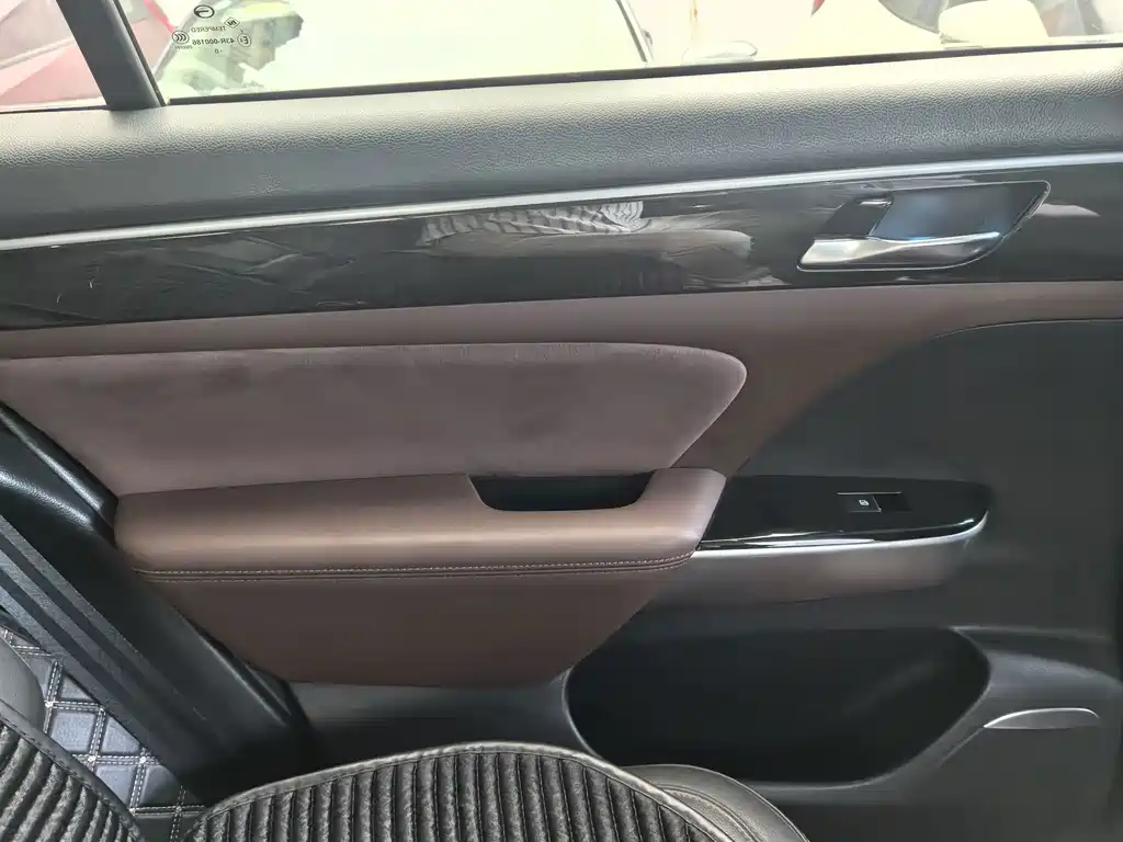 GAC Motor Trumpchi GS8 — миниатюра 15