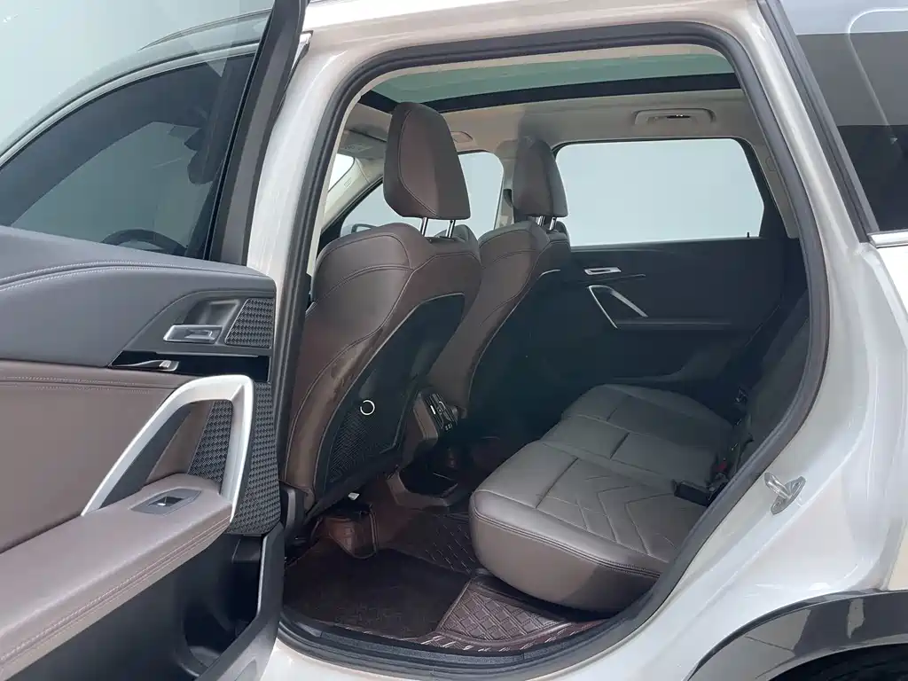 BMW X1 — миниатюра 20