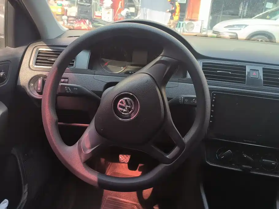 Volkswagen Santana — миниатюра 15