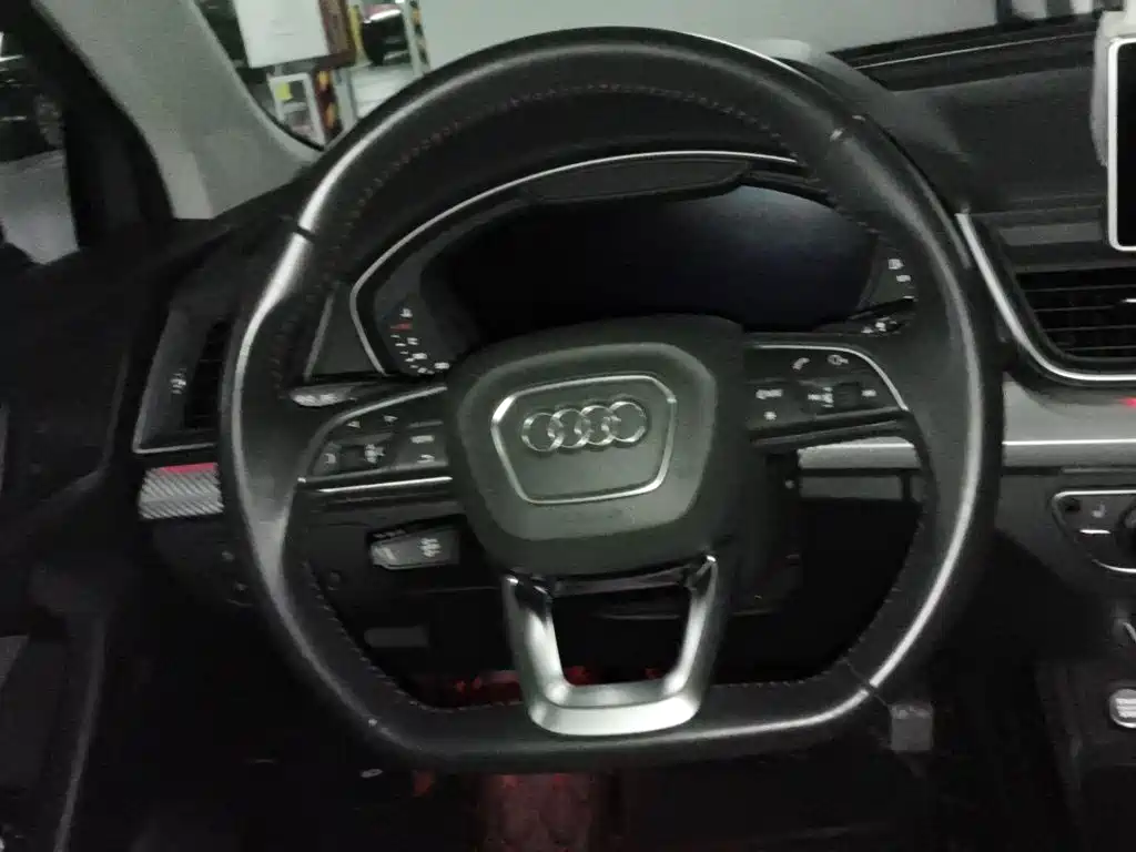 Audi Q5L — миниатюра 11