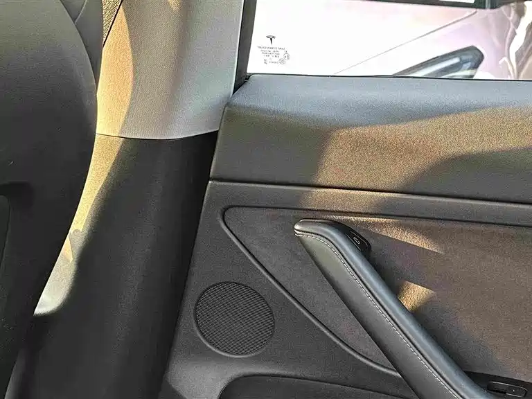 Tesla Model 3 — фотографии объявления, Фото 16