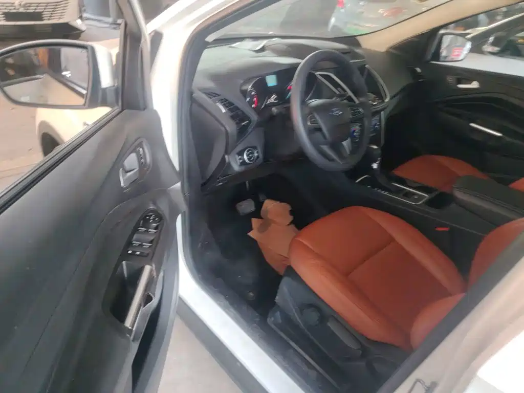 Ford Kuga — миниатюра 12