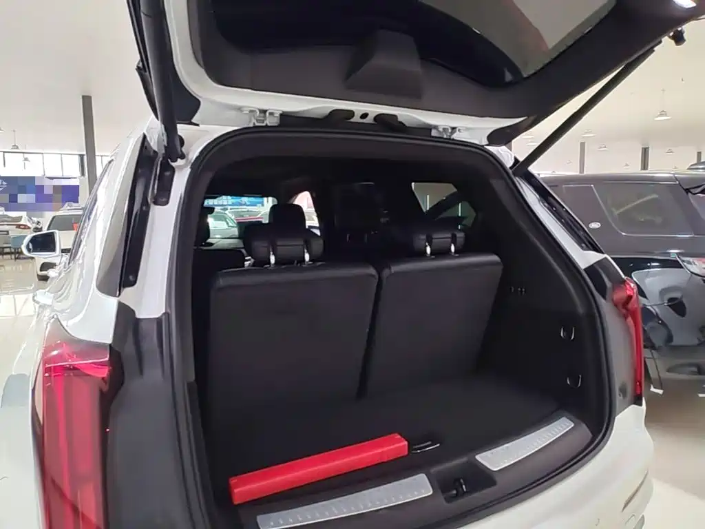Cadillac XT6 — миниатюра 19