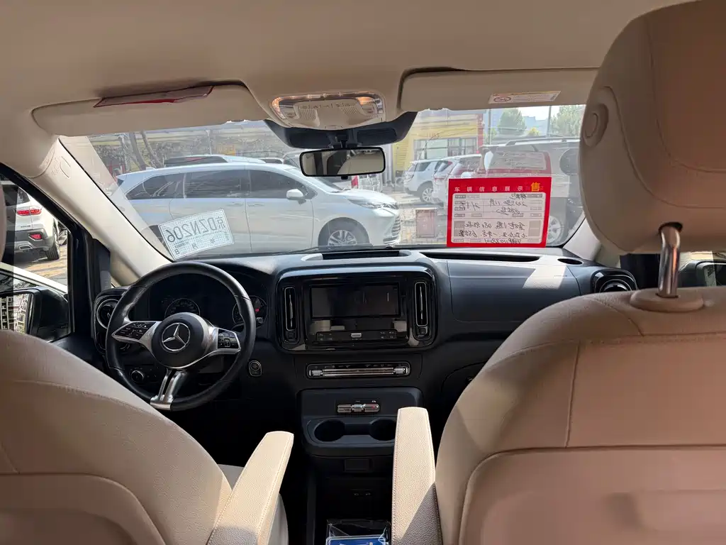 Mercedes-Benz Vito — миниатюра 7