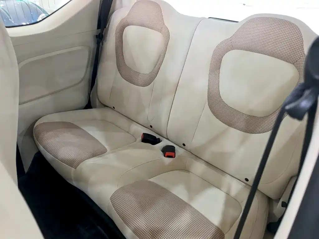 Wuling MINIEV — миниатюра 17
