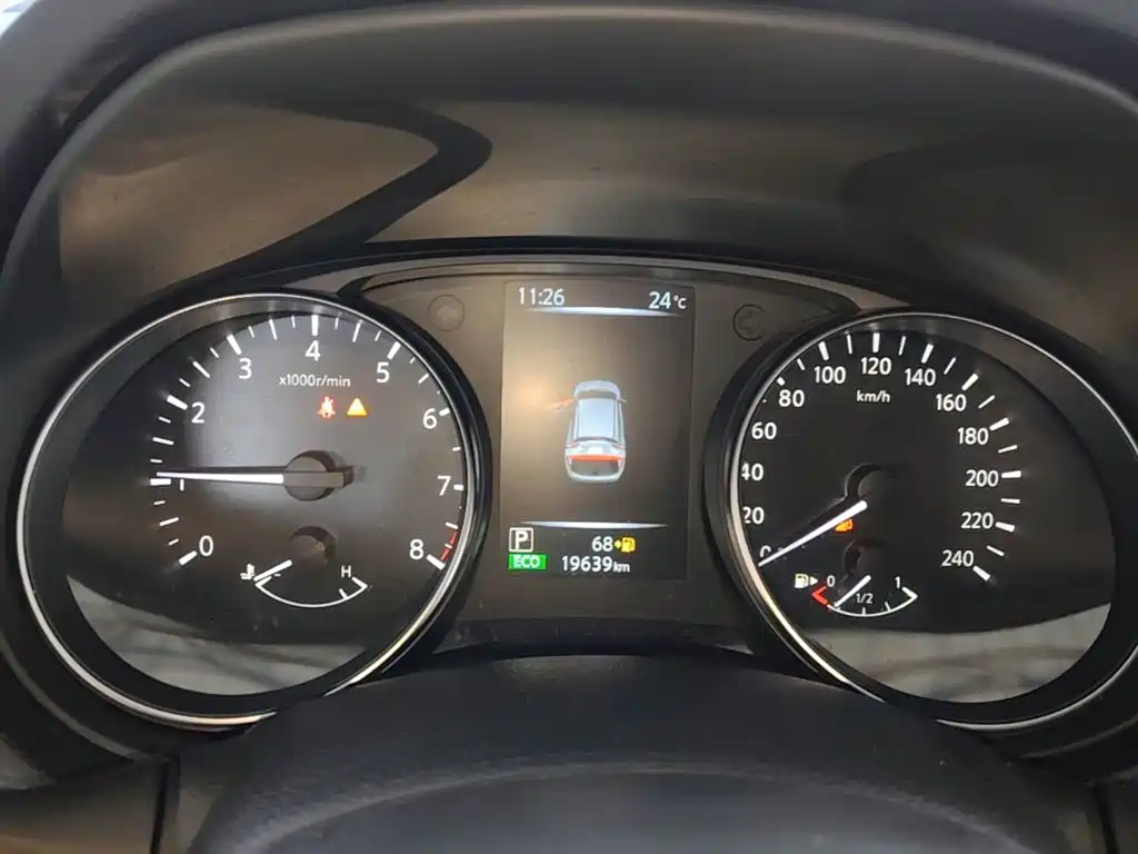 Nissan Qashqai — миниатюра 12