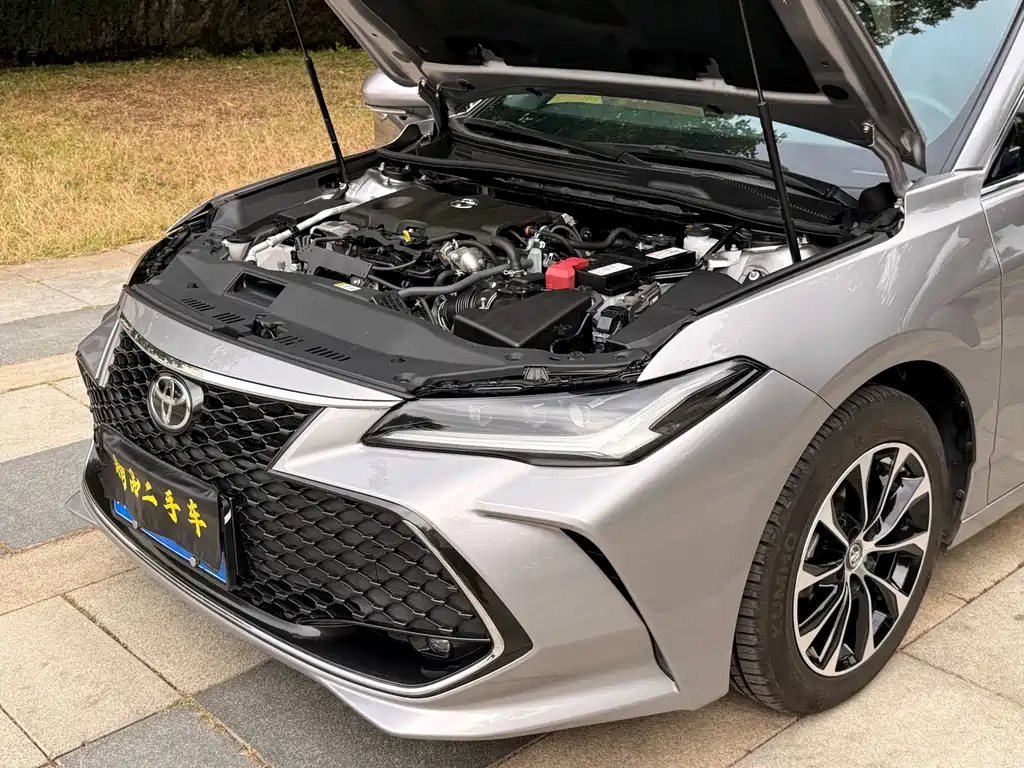 Toyota Avalon — миниатюра 9