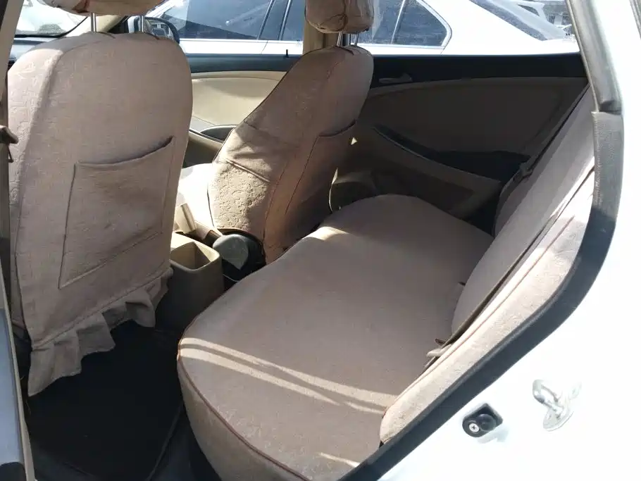 Hyundai Verna — миниатюра 11