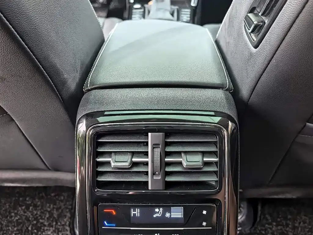 Volkswagen Passat — миниатюра 11