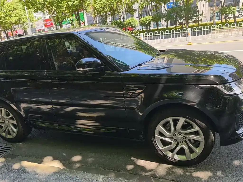 Land Rover Sport — миниатюра 11