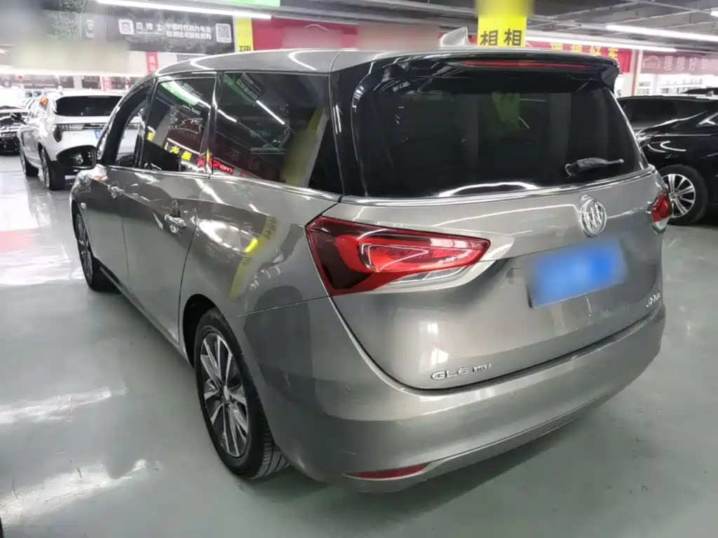 Buick GL6 — миниатюра 5