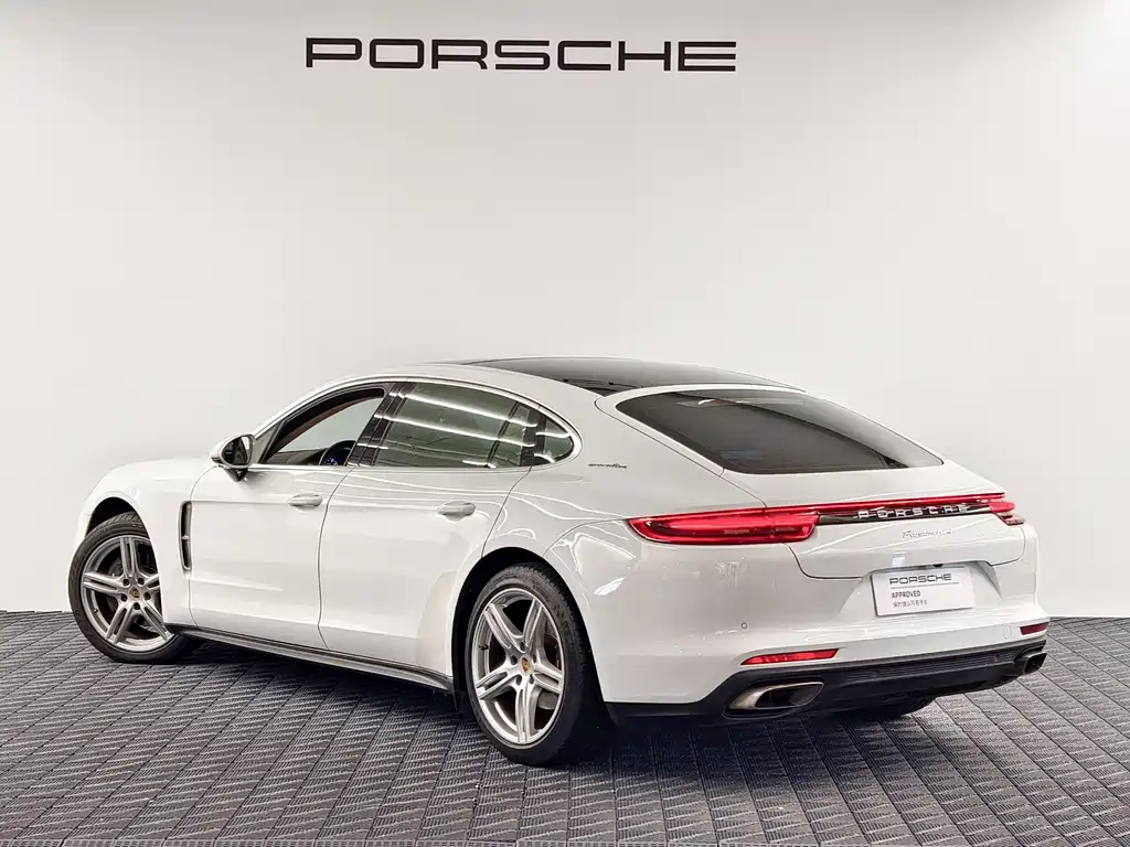Porsche Panamera — миниатюра 4