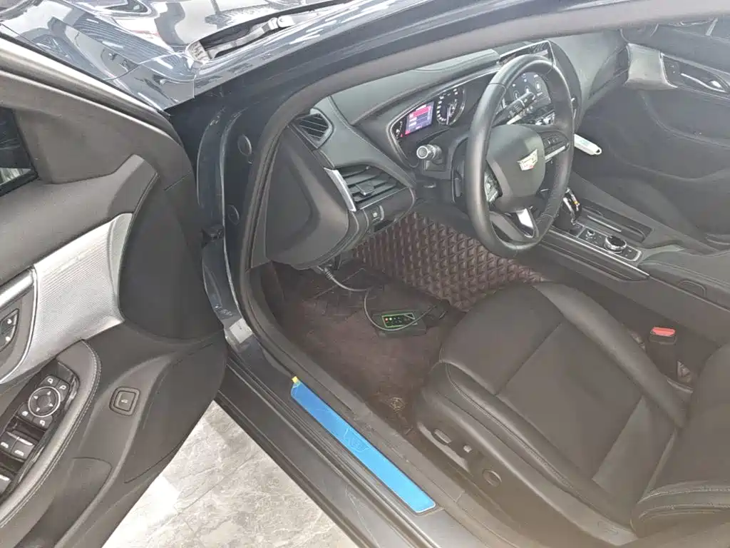 Cadillac CT5 — миниатюра 16