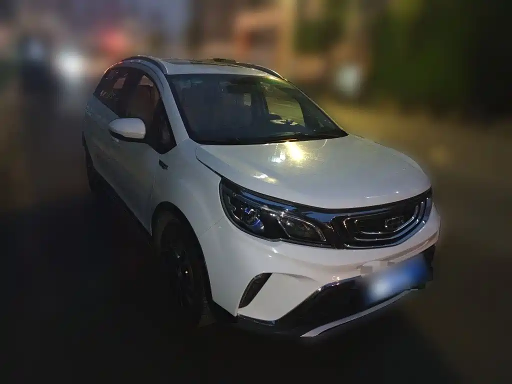 Geely Vision X3 — миниатюра 7