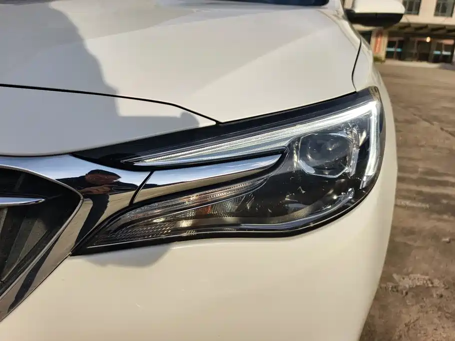 Buick Excelle — миниатюра 5