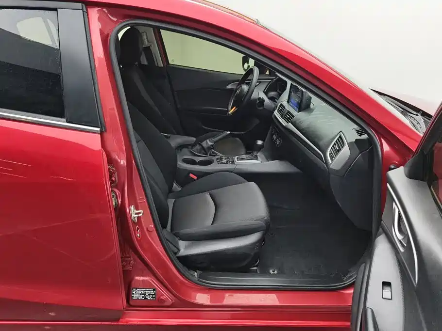 Mazda 3 Axela — миниатюра 8