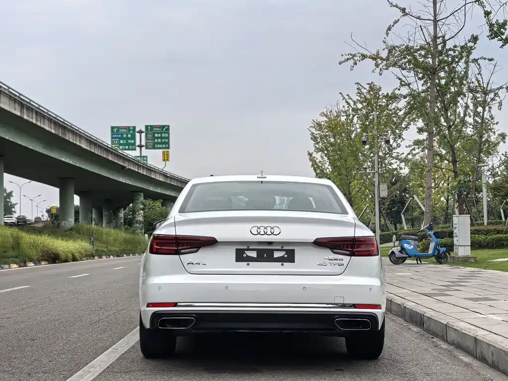Audi A4L — миниатюра 4