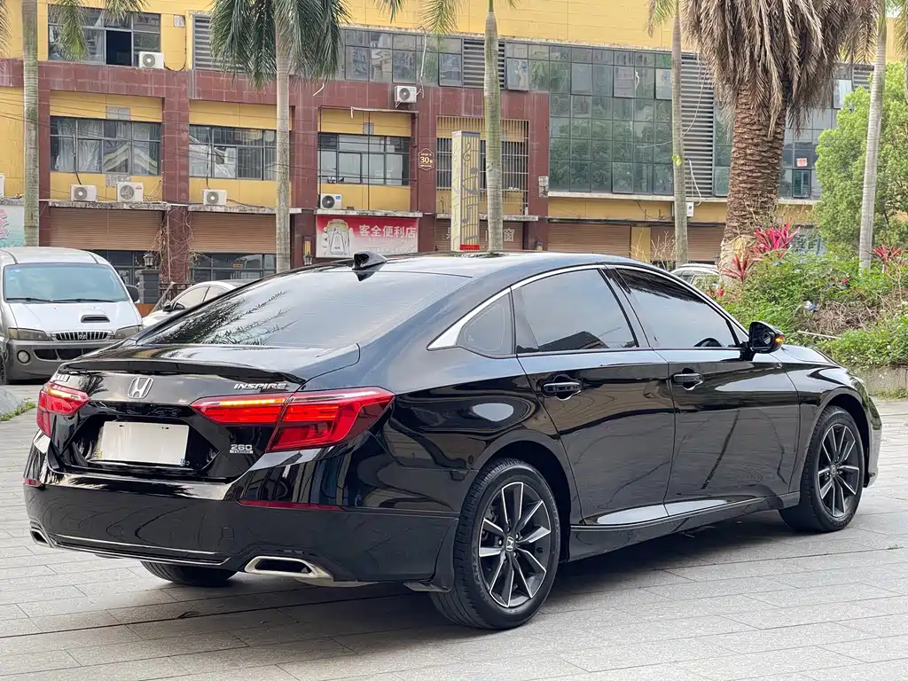 Honda Inspire — миниатюра 6