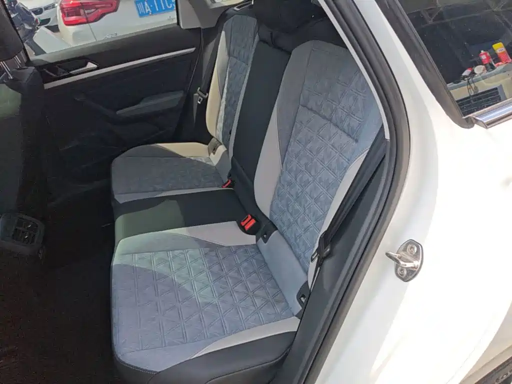 Volkswagen Lavida — миниатюра 17