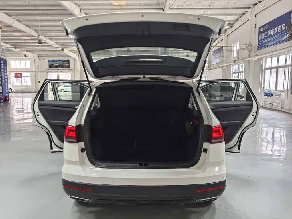 Volkswagen Tharu — миниатюра 16