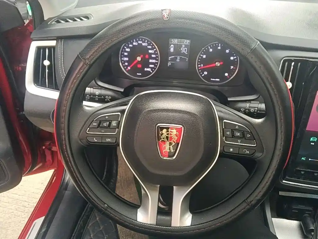 Roewe i6 Classic — миниатюра 11