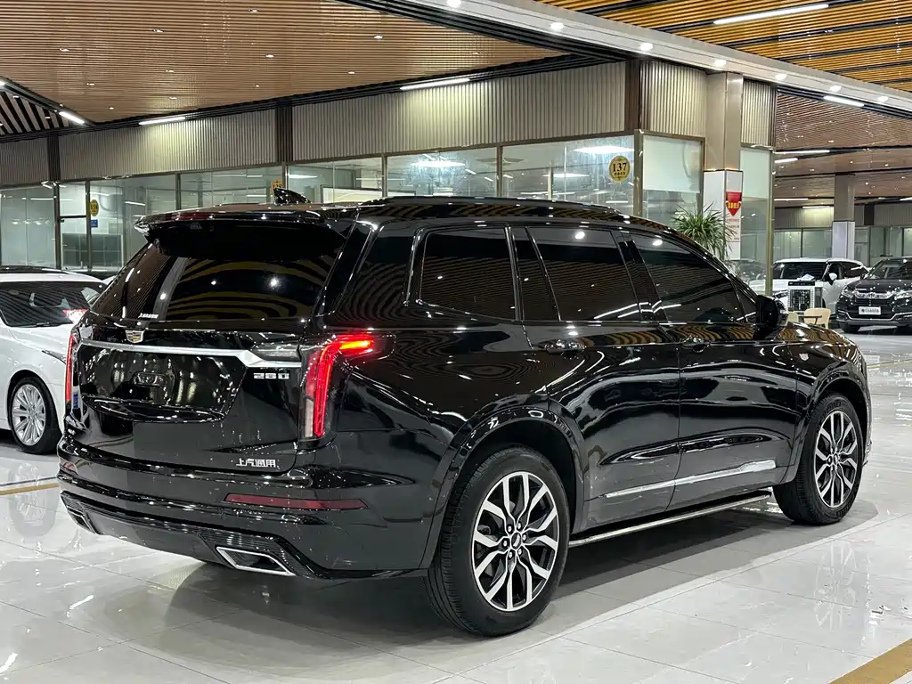 Cadillac XT6 — миниатюра 4
