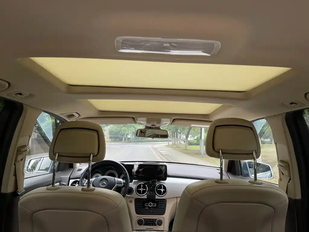 Mercedes-Benz GLK-Class — миниатюра 17